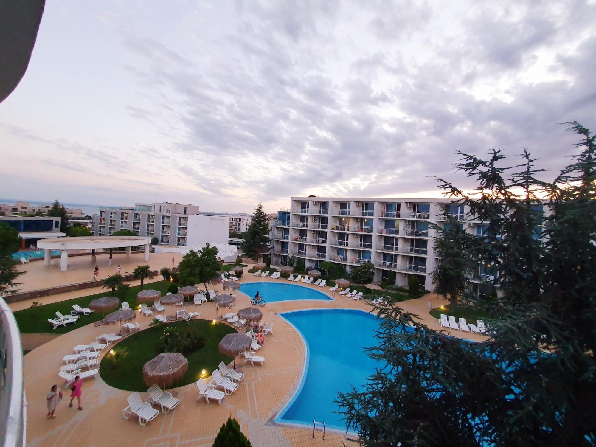 Elena'S Lux Aparthotel - Town & Sea View - Atlantis Spa Sarafowo Zewnętrze zdjęcie